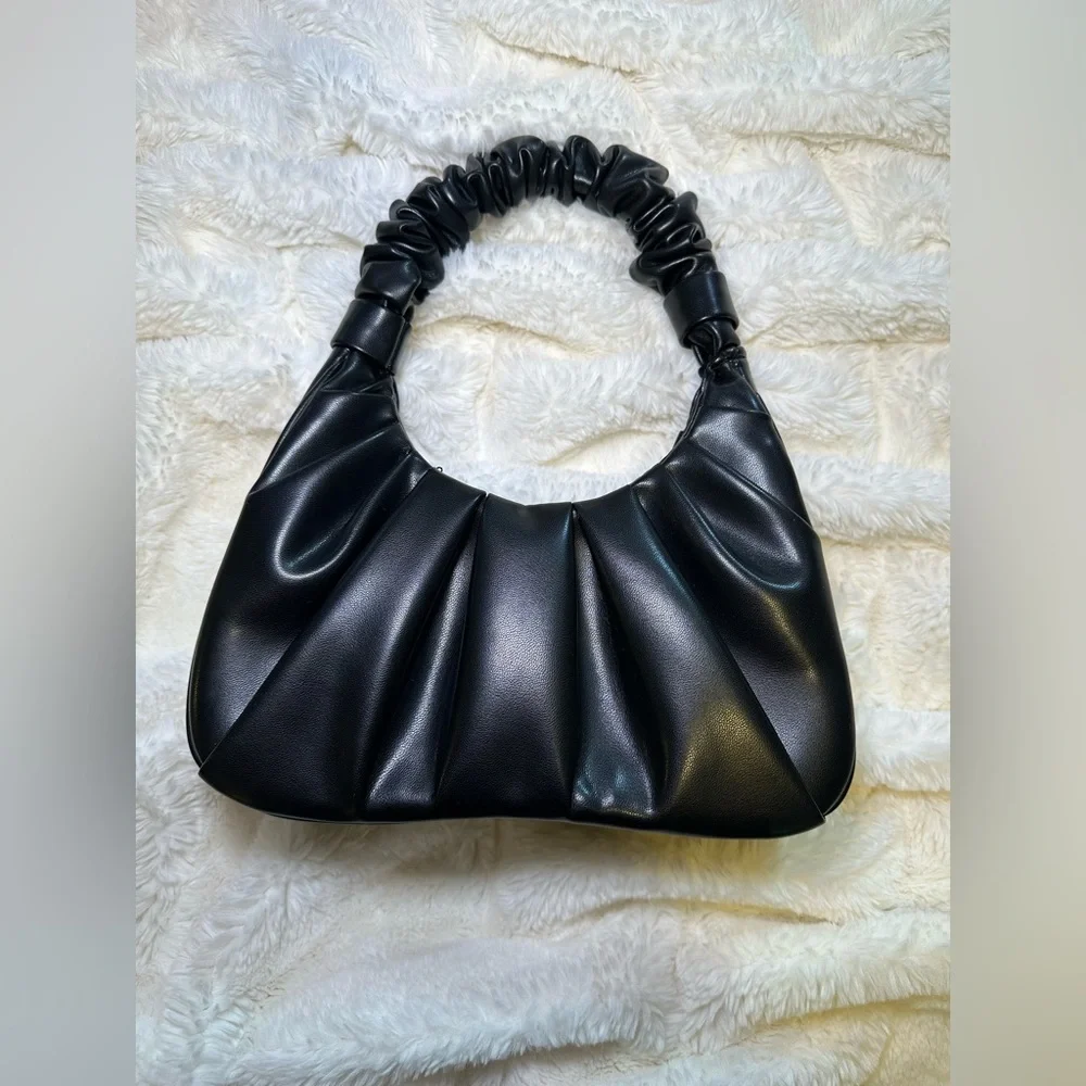 MMS Design Studio Black Ruched Bag - Picture 3 of 6